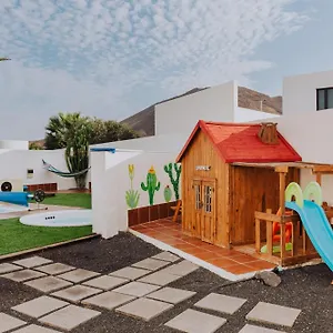 Lanzarote Deluxe & Pool Villa